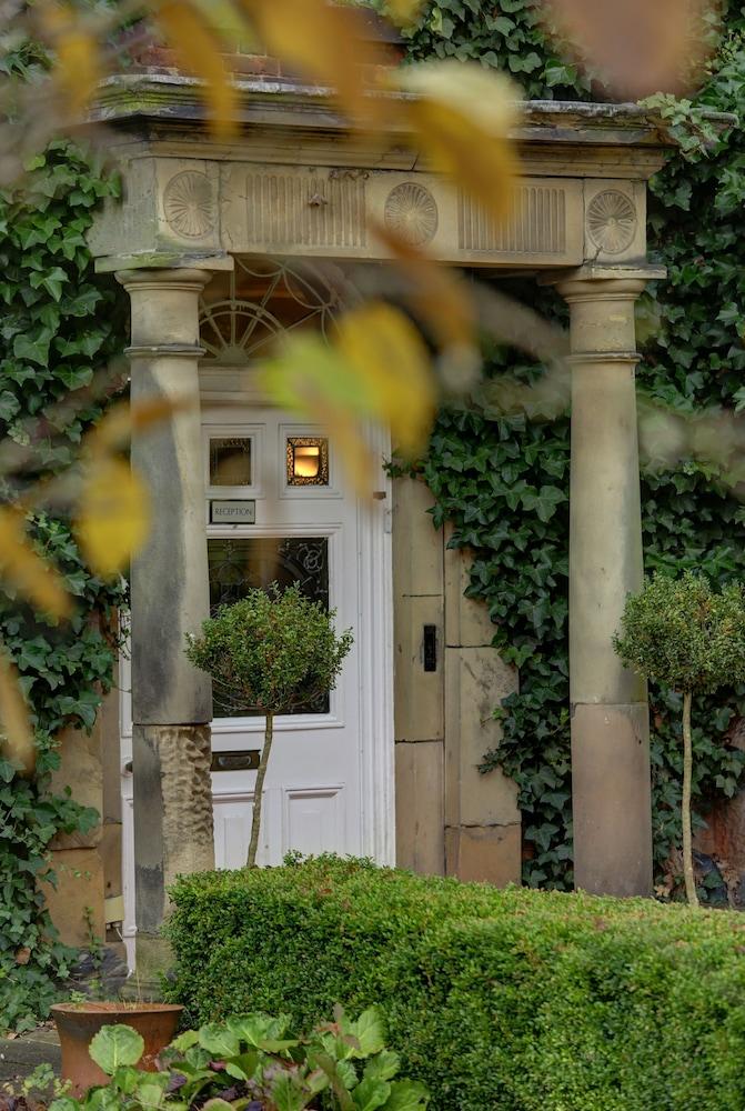 Risley Hall Risley (Derbyshire)